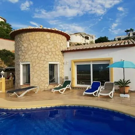 Petra Villa Pego