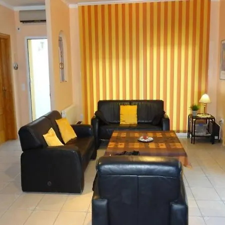 Petra Villa